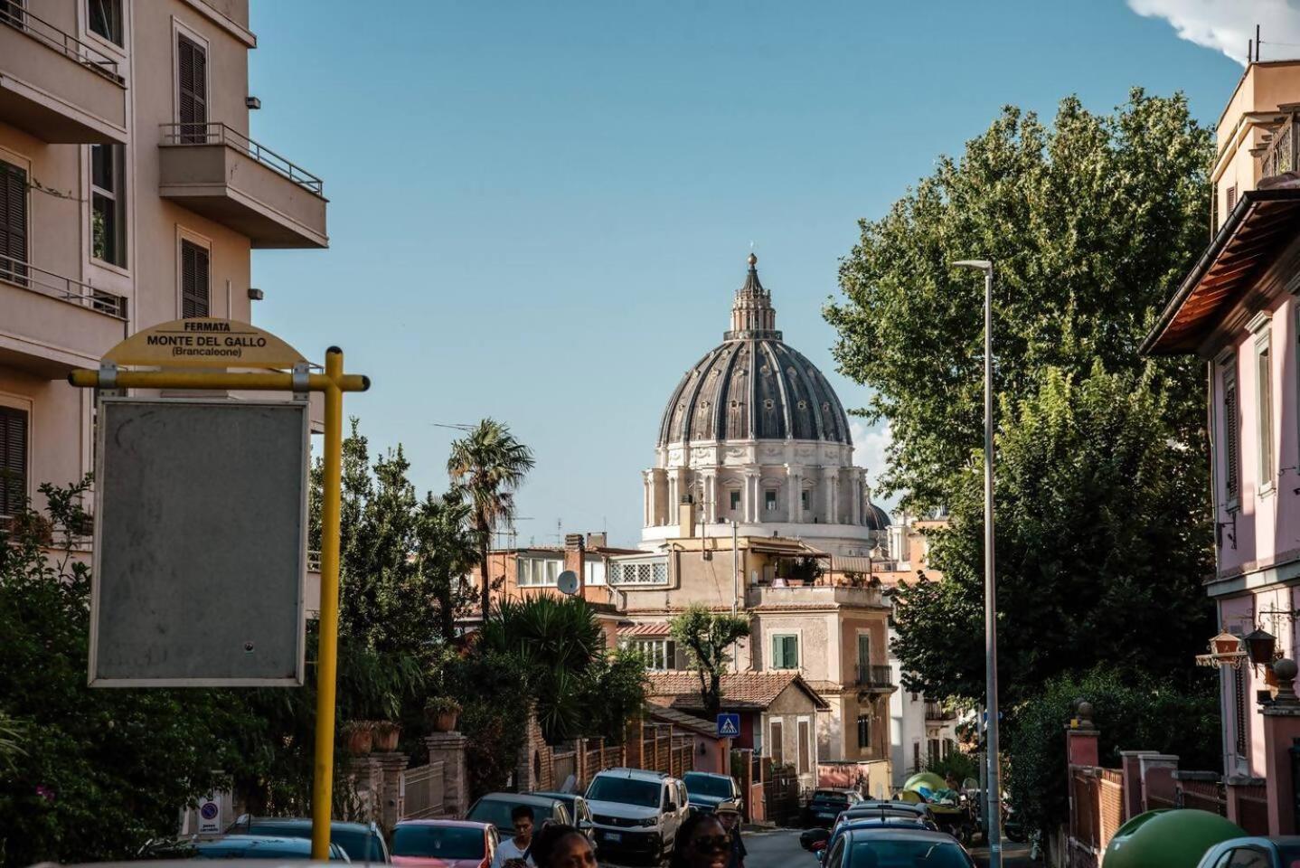 Vatican Del Gallo * Roma